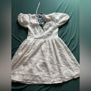 Lulu's White Lace Formal Graduation Dress